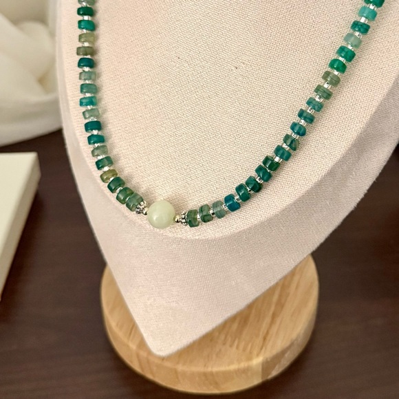 Heishi Agate Beads on Sterling Silver Necklace - Picture 6 of 10